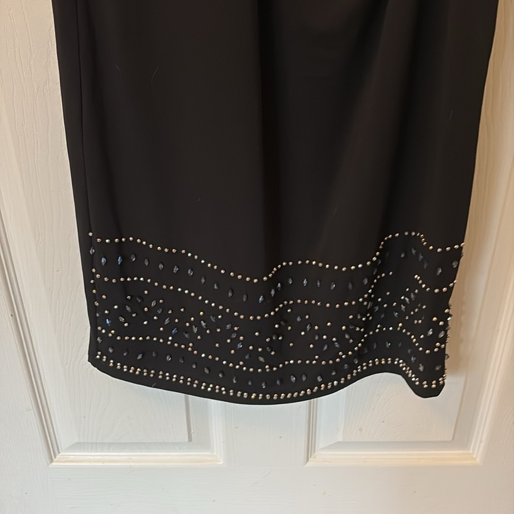 Dress - Picture 3 of 5